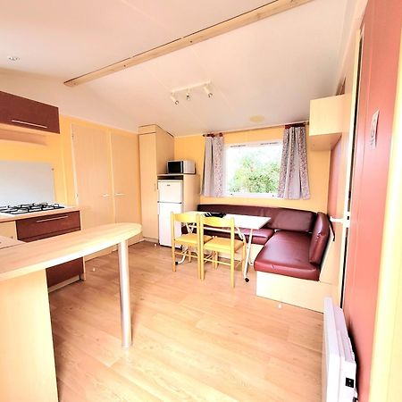 Camping Les 2 Salamandres Arces-sur-Gironde Exterior foto
