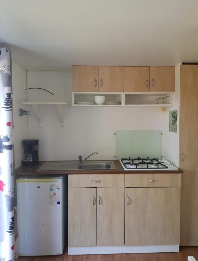 Camping Les 2 Salamandres Arces-sur-Gironde Exterior foto