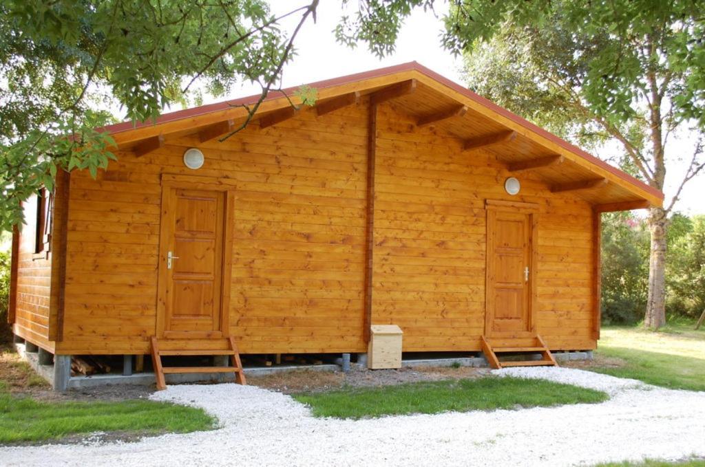 Camping Les 2 Salamandres Arces-sur-Gironde Exterior foto