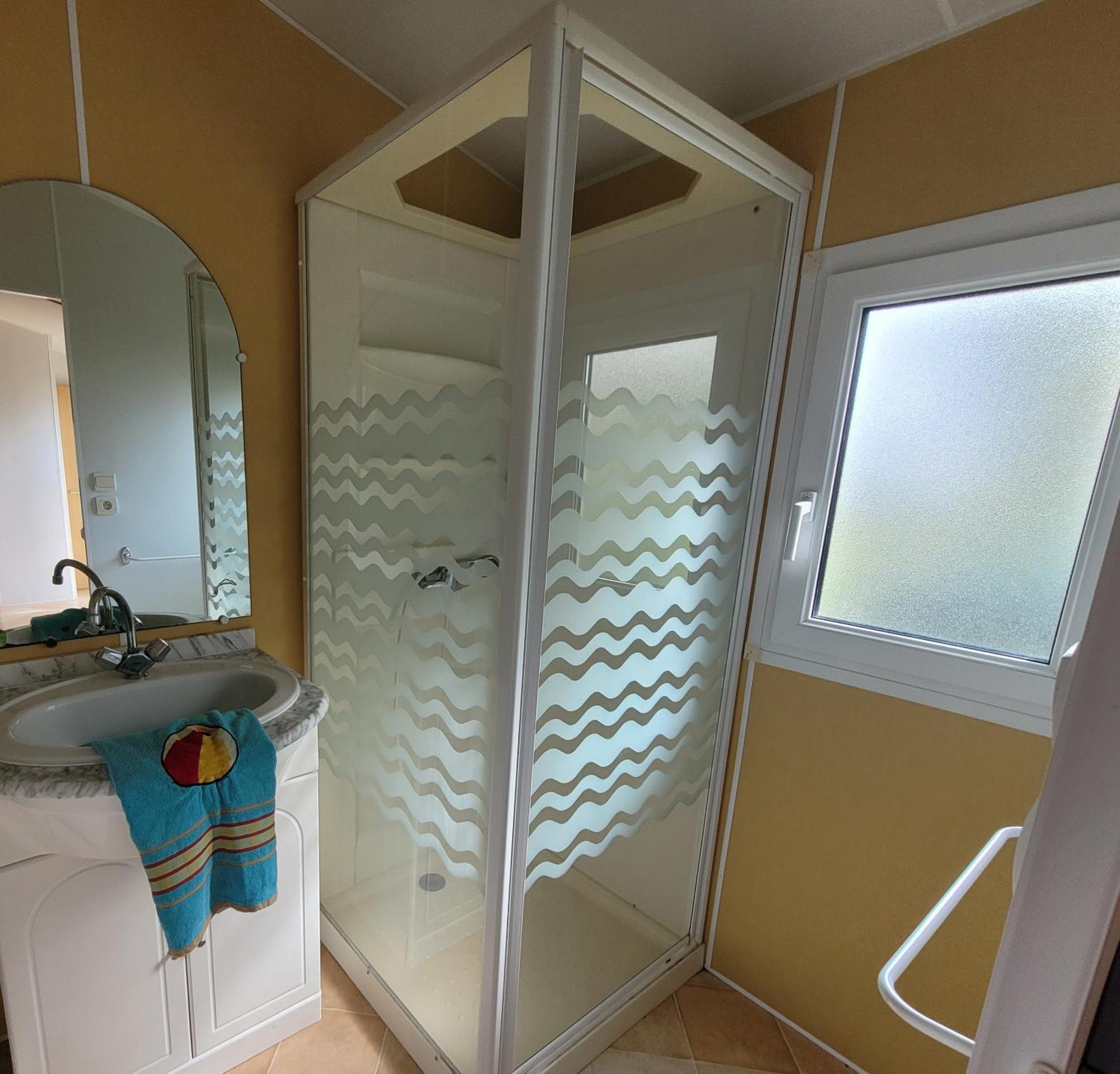 Camping Les 2 Salamandres Arces-sur-Gironde Exterior foto