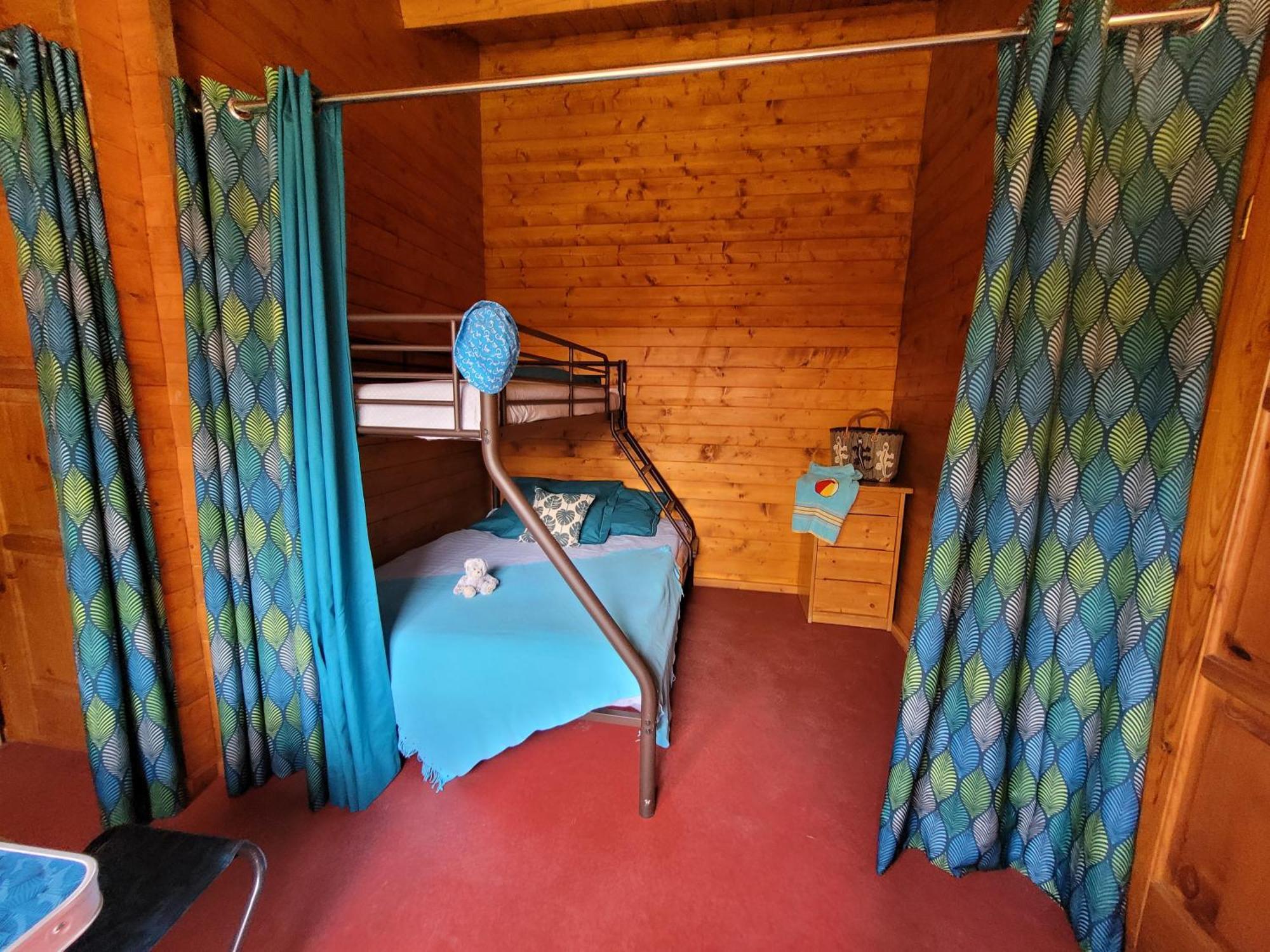 Camping Les 2 Salamandres Arces-sur-Gironde Exterior foto